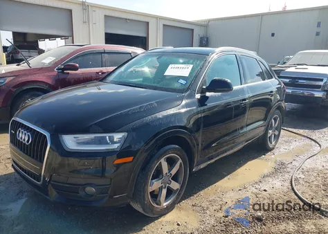 2015 Audi Q3 2.0T Premium Plus z USA, uszkodzony, nr VIN WA1EFCFS8FR011504
